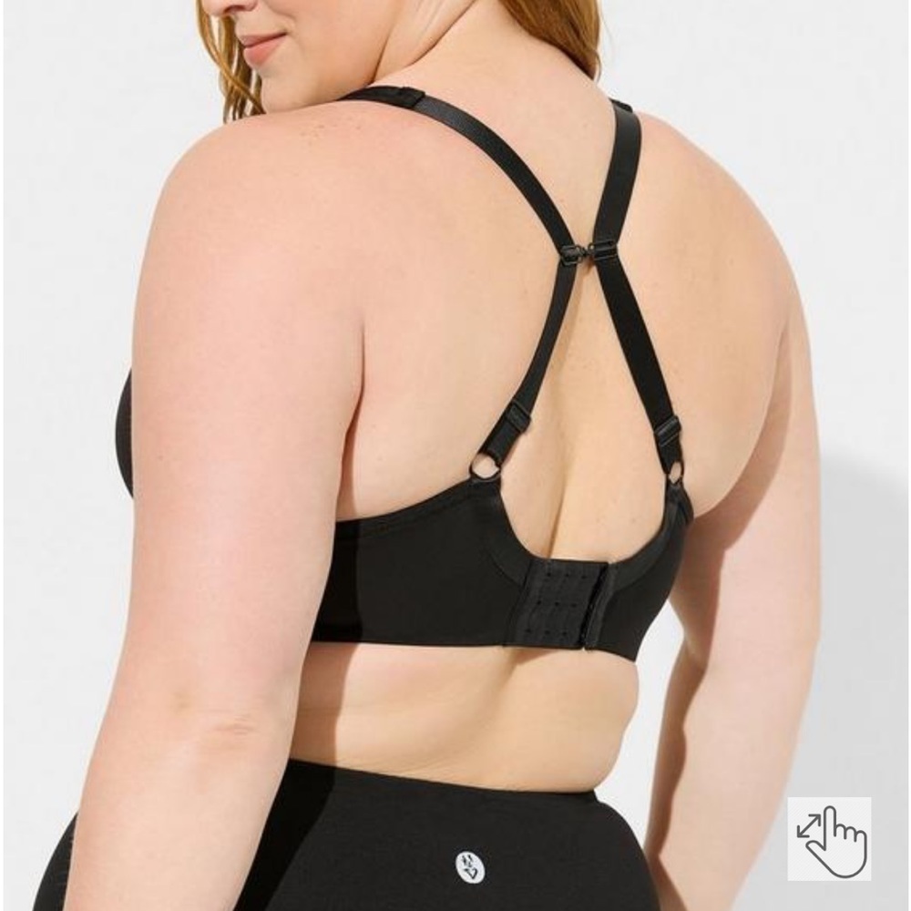 Torrid Activewear Nylon Black Gray Mid Impact Sports Bra Size 44C Used